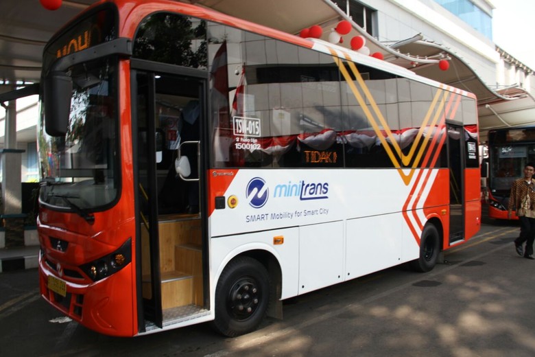 Tarif Minitrans dan Metrotrans Hanya Rp 3.500 Tarif Minitrans dan Metrotrans Hanya Rp 3.500