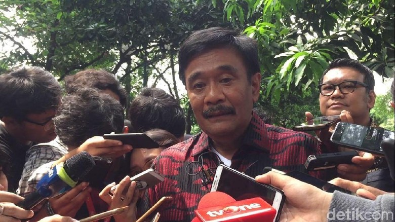 Soal Dana Parpol DKI Naik, Djarot: Apa Saya Tanda Tangan Ya?