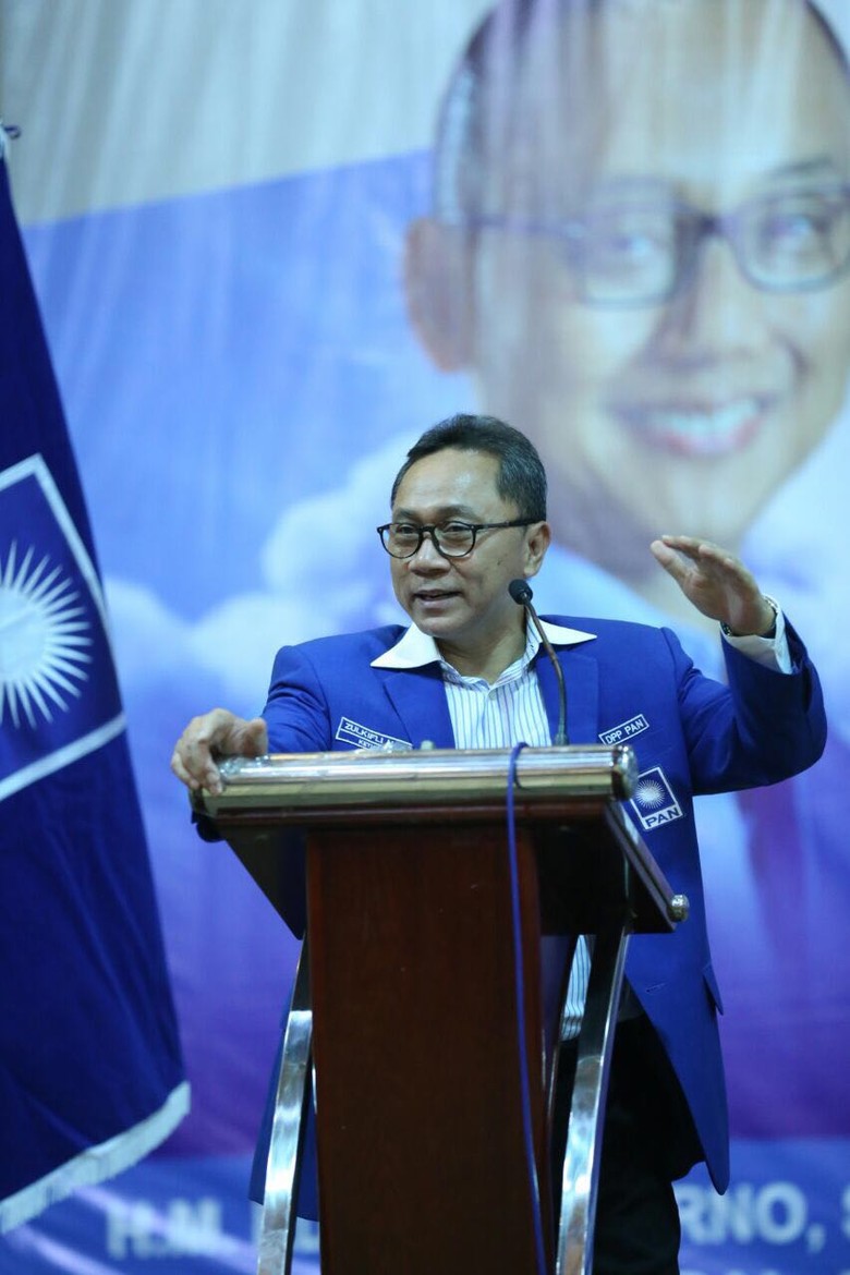 Ketum PAN: Berkas Pendaftaran Lengkap, Kami Optimis Hadapi 2019 Ketum PAN: Berkas Pendaftaran Lengkap, Kami Optimis Hadapi 2019