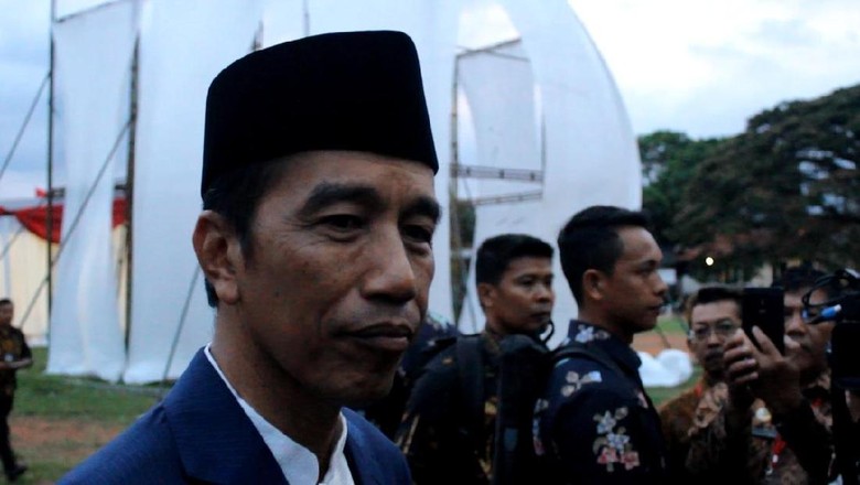Jokowi: Ingat, Agustus-September 2018 Sudah Ada Capres-Cawapres Jokowi: Ingat, Agustus-September 2018 Sudah Ada Capres-Cawapres