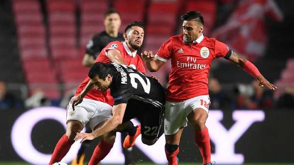 Benfica Vs MU Masih Tanpa Gol di Babak Pertama Benfica Vs MU Masih Tanpa Gol di Babak Pertama