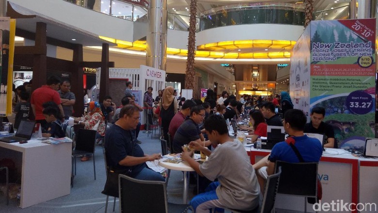 Suasana Mega Travel Fair Surabaya hari ketiga (Gracella/detikTravel) Suasana Mega Travel Fair Surabaya hari ketiga (Gracella/detikTravel)