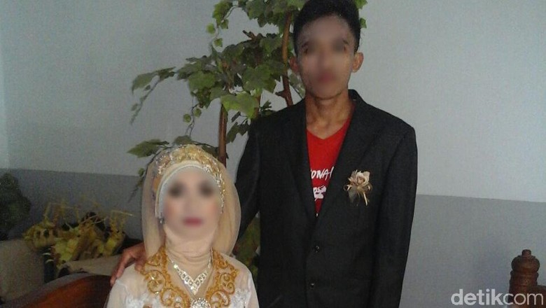 6 Fakta Wanita Jadi-jadian yang Menikahi Pria Jember 6 Fakta Wanita Jadi-jadian yang Menikahi Pria Jember