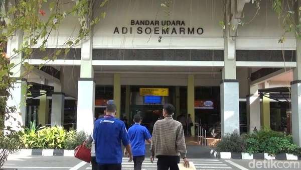 Jokowi Mantu, AP I Atur Parkir Pesawat di Bandara Adi Soemarmo Jokowi Mantu, AP I Atur Parkir Pesawat di Bandara Adi Soemarmo