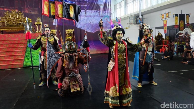 Produksi Sin Jie Kwie 4 Padukan Antara Instrumen Cina dan Musik Lokal Produksi Sin Jie Kwie 4 Padukan Antara Instrumen Cina dan Musik Lokal
