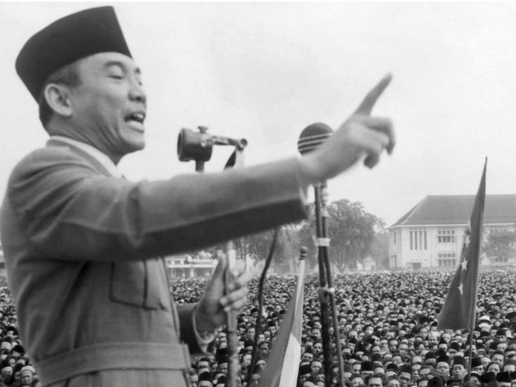 Beda dengan Sukma, Ini Puisi Sukarno tentang Indonesia Beda dengan Sukma, Ini Puisi Sukarno tentang Indonesia