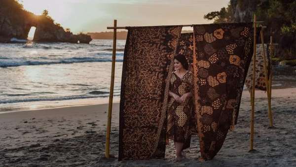 Ini Batik Abadi yang Akan Dipakai Kahiyang Ayu Saat Midodareni Ini Batik Abadi yang Akan Dipakai Kahiyang Ayu Saat Midodareni