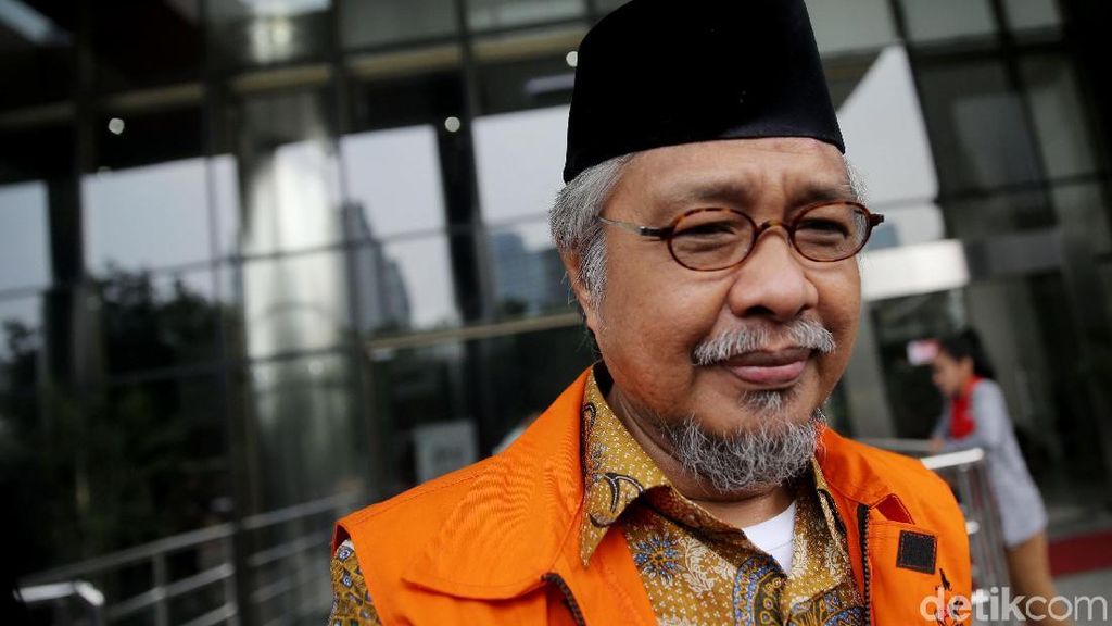 Berkas Lengkap, Nur Alam Siap Disidang Berkas Lengkap, N ur Alam Siap Disidang