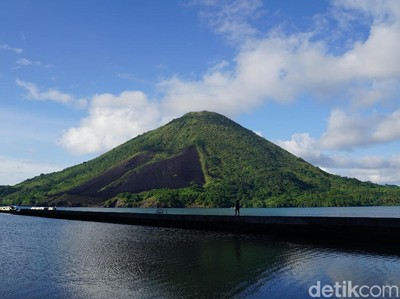 Maluku Jadi Destinasi Favorit Turis Eropa Maluku Jadi Destinasi Favorit Turis Eropa