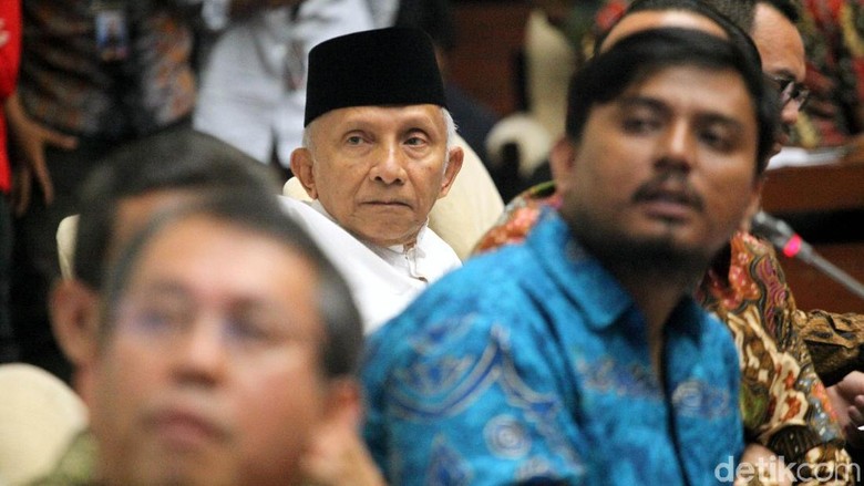 PDIP Desak Amien Rais Minta Maaf, Putra Pertama Menolak PDIP Desak Amien Rais Minta Maaf, Putra Pertama Menolak