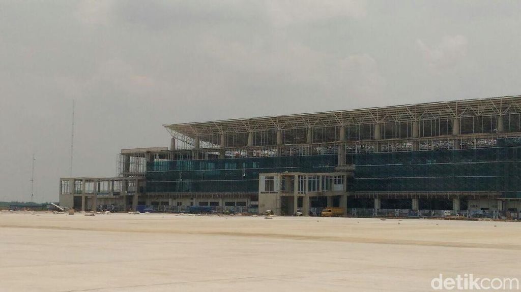 Bakal Ada Taman Burung Merak di Bandara Kertajati Bakal Ada Taman Burung Merak di Bandara Kertajati