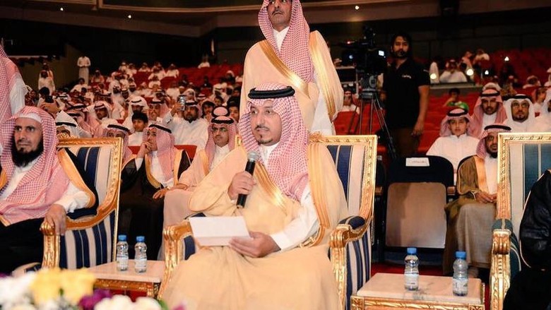 Profil Pangeran Mansour bin Muqrin yang Tewas Kecelakaan Helikopter Profil Pangeran Mansour bin Muqrin yang Tewas Kecelakaan Helikopter