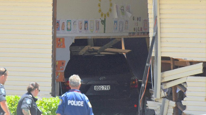 Tewaskan 2 Anak, Penabrak Ruang Kelas SD di Sydney Minta Maaf Tewaskan 2 Anak, Penabrak Ruang Kelas SD di Sydney Minta Maaf