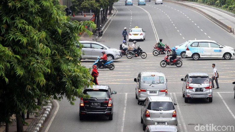 Wacana Pencabutan Larangan Motor di Jakarta Tetap Perlu Dikawal Wacana Pencabutan Larangan Motor di Jakarta Tetap Perlu Dikawal