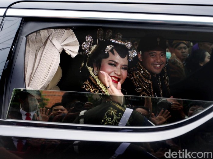Kahiyang dan Bobby Nasution sudah dimintai cucu oleh besan Jokowi, Ade. Foto: Rengga Sancaya Kahiyang dan Bobby Nasution sudah dimintai cucu oleh besan Jokowi, Ade. Foto: Rengga Sancaya