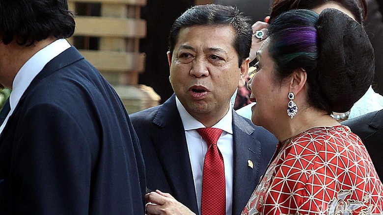 Pengacara Pastikan Novanto Tak ke KPK, Beralasan Tunggu Putusan MK Pengacara Pastikan Novanto Tak ke KPK, Beralasan Tunggu Putusan MK