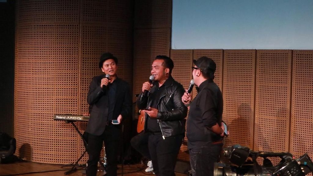 Produksi Album Baru Endank Soekamti Hingga Rp 750 Juta Produksi Album Baru Endank Soekamti Hingga Rp 750 Juta