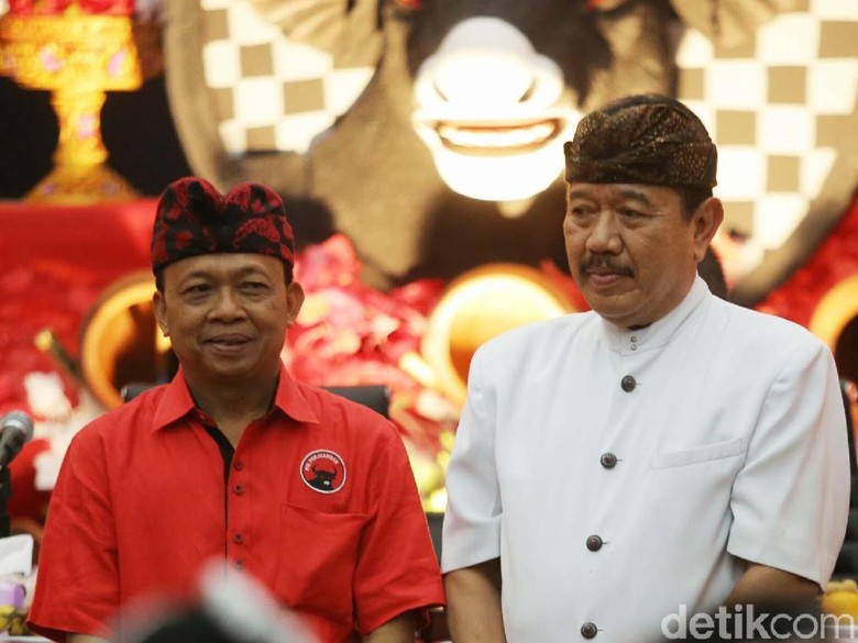 Pawai Budaya akan Antar Wayan Koster-Cok Ace Daftar Pilgub Bali Pawai Budaya akan Antar Wayan Koster-Cok Ace Daftar Pilgub Bali