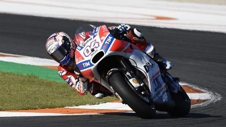 Saat Marquez Nyaris Jatuh, Dovizioso Sudah Mentok Saat Marquez Nyaris Jatuh, Dovizioso Sudah Mentok