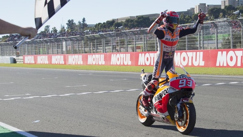 Marquez: 27,5 Crash Menuju Tangga Juara Dunia Marquez: 27,5 Crash Menuju Tangga Juara Dunia