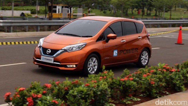 Mobil Listrik Nissan Note e-Power Kok Masih Ada Suara Mesinnya? Mobil Listrik Nissan Note e-Power Kok Masih Ada Suara Mesinnya?
