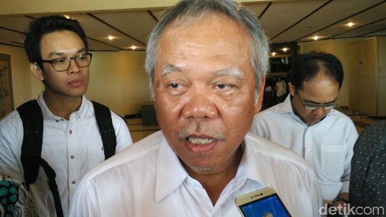 Gedung Futuristik UIII Senilai Rp 3,9 T Tak Usik Rumah Cimanggis Gedung Futuristik UIII Senilai Rp 3,9 T Tak Usik Rumah Cimanggis