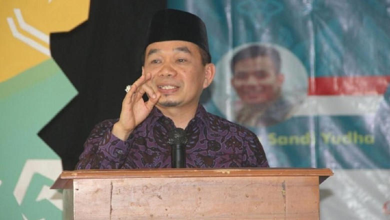 Sedang Umrah, Politikus PKS Jazuli Tak Penuhi Panggilan KPK Sedang Umrah, Politikus PKS Jazuli Tak Penuhi Panggilan KPK