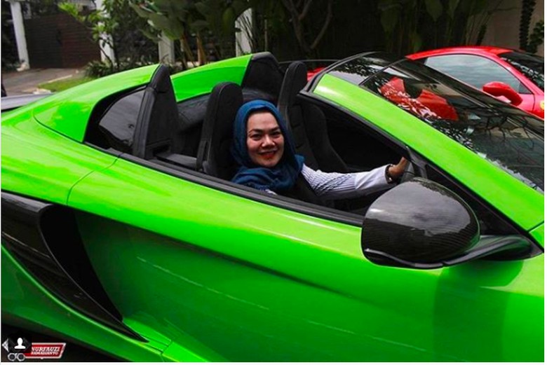 Dari McLaren Hingga Honda HR-V, Mobil dari Haris untuk Sarita Dari McLaren Hingga Honda HR-V, Mobil dari Haris untuk Sarita