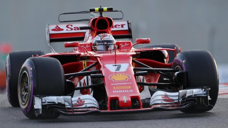 Raikkonen Terkendala Masalah Ban di Abu Dhabi Raikkonen Terkendala Masalah Ban di Abu Dhabi