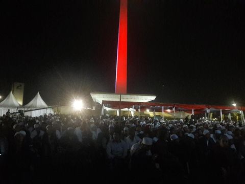Hadirin Tausiah Kebangsaan di Monas