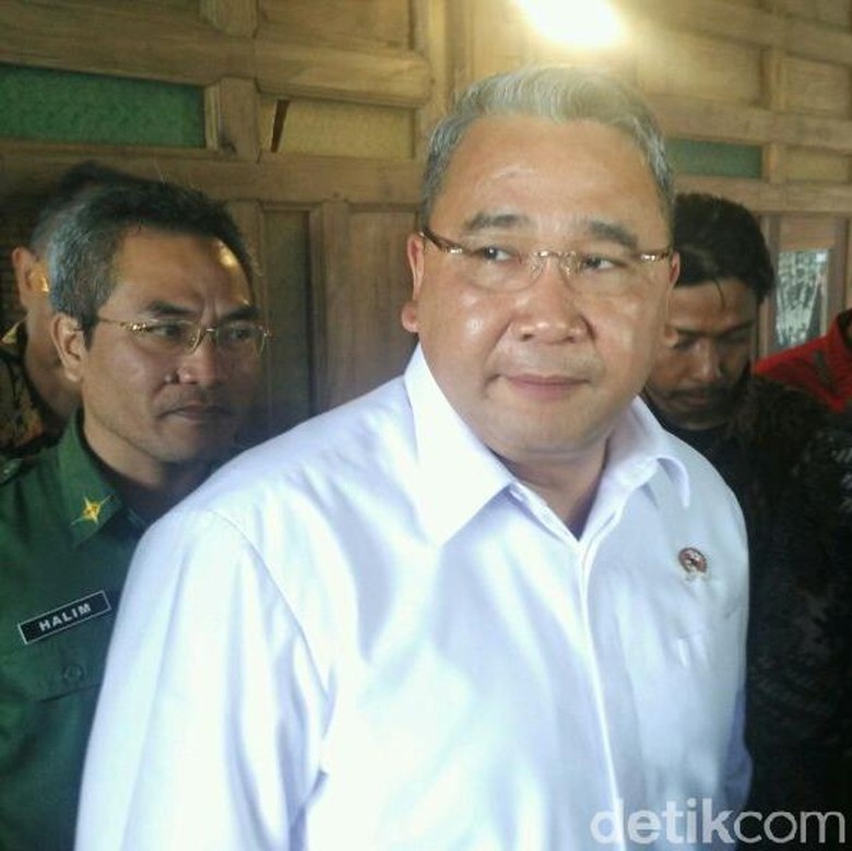 Mulai Tahun 2018 Kontraktor Dilarang Kerjakan Proyek Dana Desa Mulai Tahun 2018 Kontraktor Dilarang Kerjakan Proyek Dana Desa