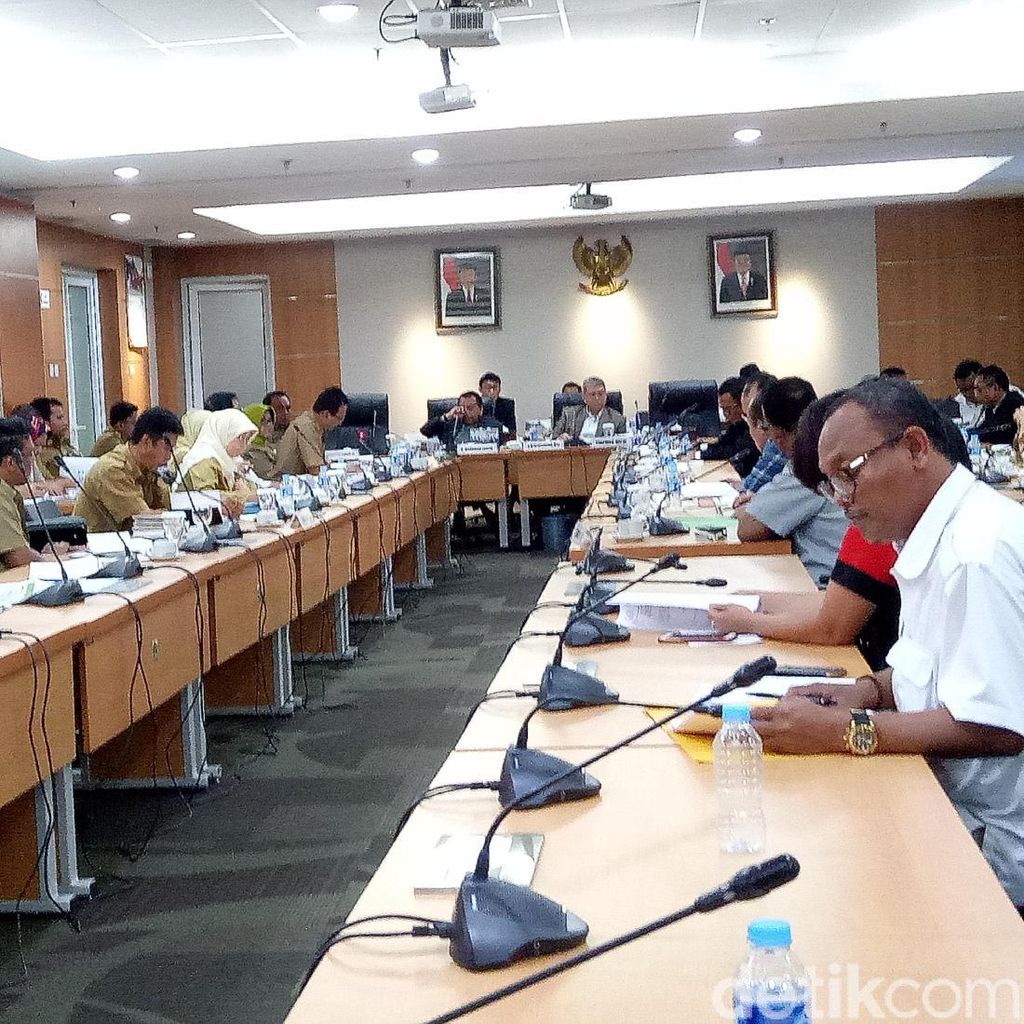 Hibah Rp 500 Juta ke Laskar Merah Putih, Ini Penjelasan Pemprov DKI Hibah Rp 500 Juta ke Laskar Merah Putih, Ini Penjelasan Pemprov DKI
