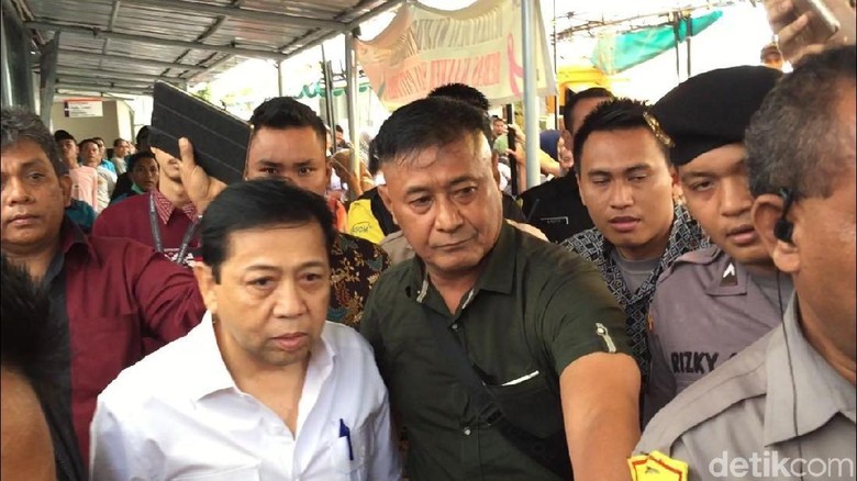 Setya Novanto Cek Kesehatan di RSCM