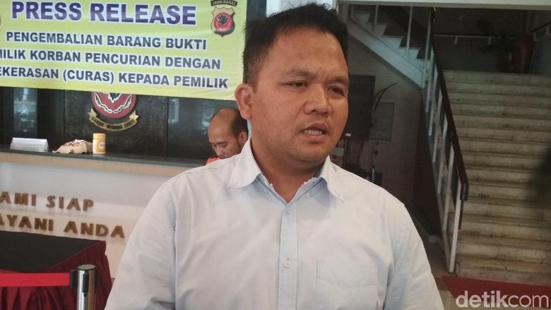 Sutradara Video Porno Bocah Tak Sanggup Sewa Pengacara Sutradara Video Porno Bocah Tak Sanggup Sewa Pengacara