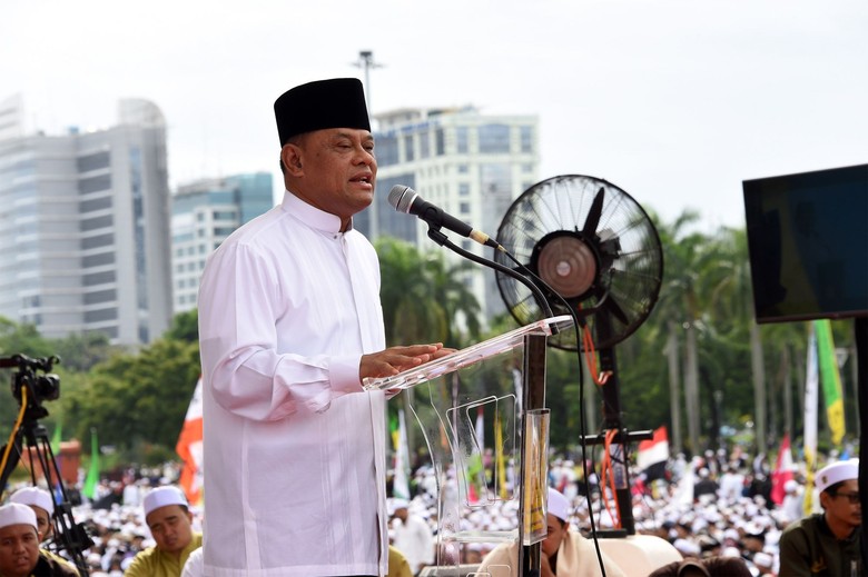 Jenderal Gatot Merdeka! Jenderal Gatot Merdeka!