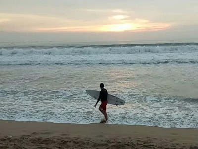 Wisatawan Tetap Merasa Aman Liburan di Bali Wisatawan Tetap Merasa Aman Liburan di Bali