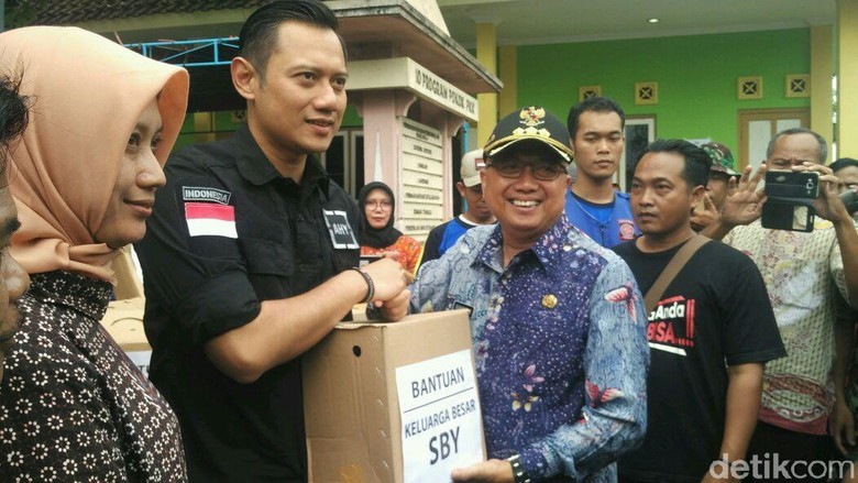 Serahkan Bantuan ke Korban Banjir di Bantul, AHY: Murni Kemanusiaan