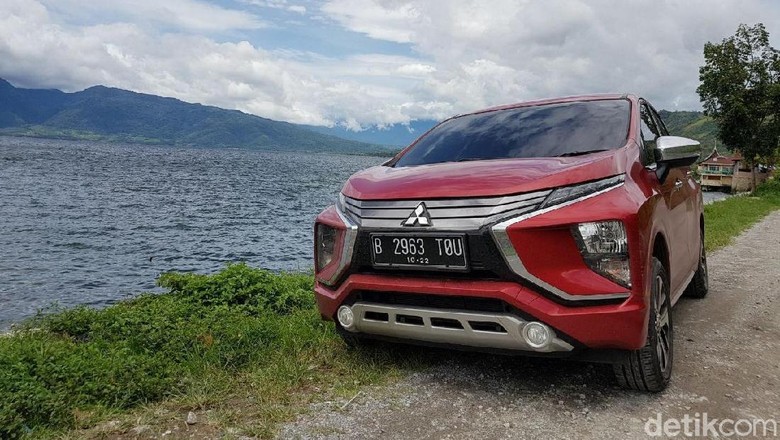 Mitsubishi Naikkan Harga Xpander Rp 3 Juta Mitsubishi Naikkan Harga Xpander Rp 3 Juta