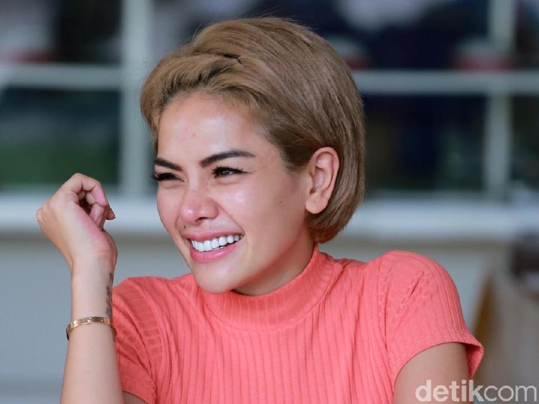 Ups.... Uya Kuya Bocorkan Pacar Baru Nikita Mirzani Ups.... Uya Kuya Bocorkan Pacar Baru Nikita Mirzani