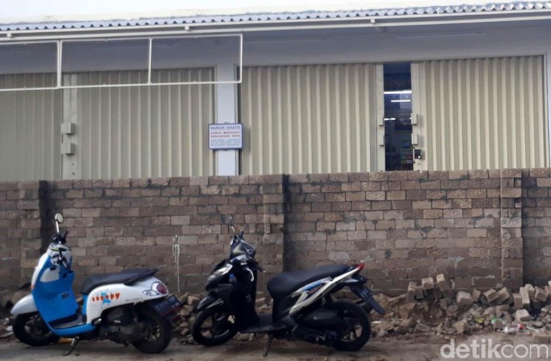 Ini Kata Polisi Soal Minimarket di Lembang yang Dibentengi Warga Ini Kata Polisi Soal Minimarket di Lembang yang Dibentengi Warga