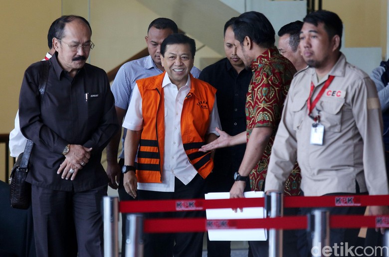 Adu Strategi KPK-Novanto di Sidang Perdana dan Praperadilan Adu Strategi KPK-Novanto di Sidang Perdana dan Praperadilan