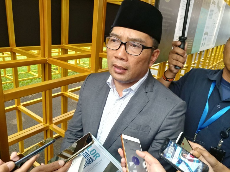 Ridwan Kamil Bantah Tudingan PPP Soal Umbar Janji Cawagub Ridwan Kamil Bantah Tudingan PPP Soal Umbar Janji Cawagub