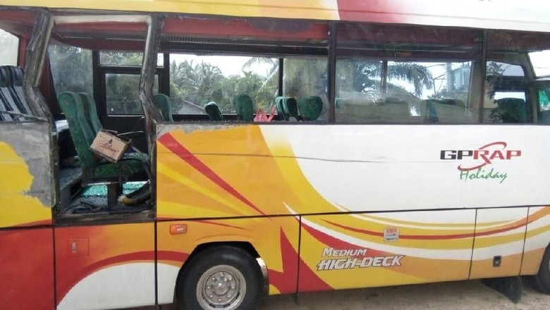 Bus Kontingen MTQ di Riau Tabrakan, 1 Penumpang Tewas