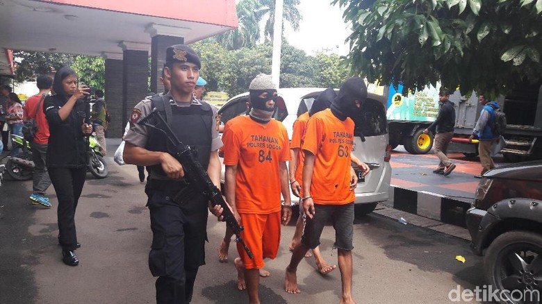 Pelaku Bunuh Pria di Eks Stasiun Gunungputri karena Dendam Pelaku Bunuh Pria di Eks Stasiun Gunungputri karena Dendam
