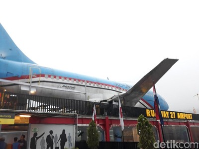 Menengok Pesawat dan Helikopter R1 di Museum Angkut Menengok Pesawat dan Helikopter R1 di Museum Angkut