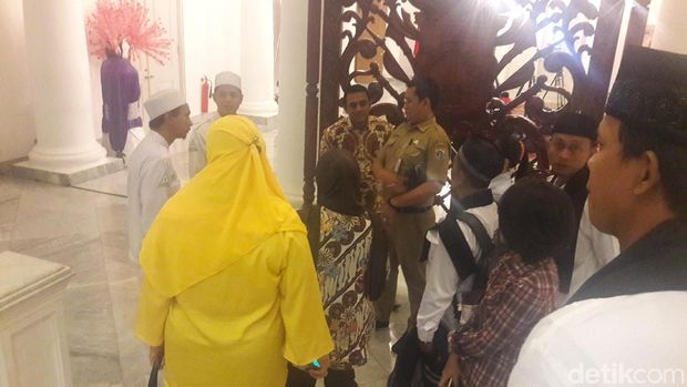 Anies Tunda Agenda Makan Siang, Sejumlah Ormas Marah