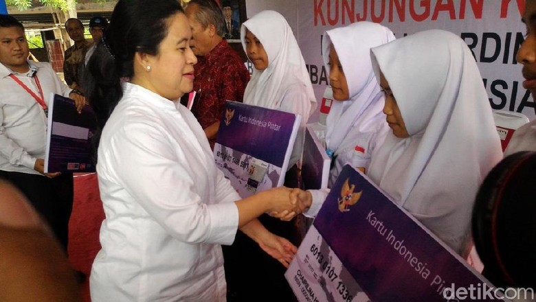 Ditargetkan UN SMP Tahun 2018 Sudah 80 Persen Pakai Komputer Ditargetkan UN SMP Tahun 2018 Sudah 80 Persen Pakai Komputer