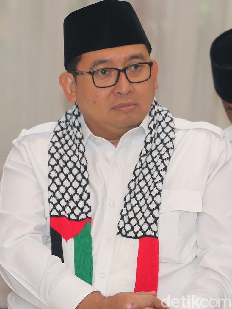 Fadli Zon Tulis Sajak Untuk Paman Donald Yang Mulia Ini Isinya