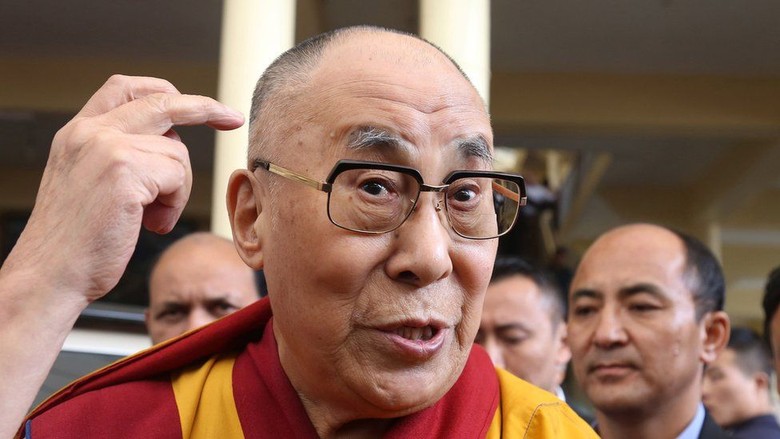Dalai Lama Meluncurkan Aplikasi iPhone untuk Pengikutnya Dalai Lama Meluncurkan Aplikasi iPhone untuk Pengikutnya