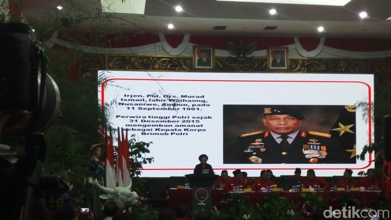 Irjen Murad Jadi Cagub Maluku, Polri: Bisa Mundur atau Pensiun Dini Irjen Murad Jadi Cagub Maluku, Polri: Bisa Mundur atau Pensiun Dini
